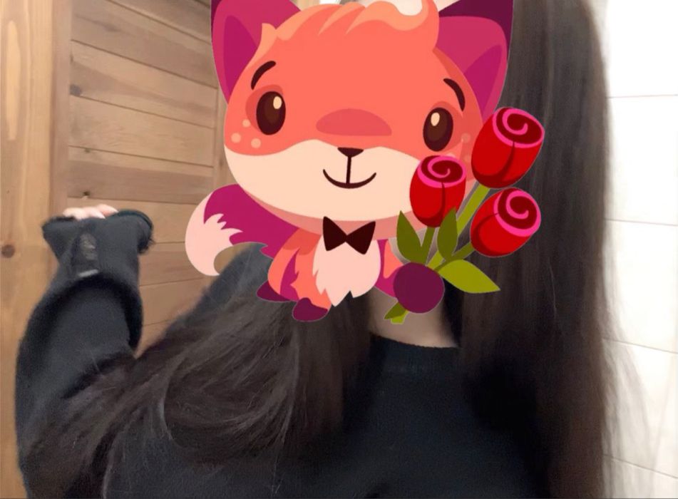 Свитер с потертостями