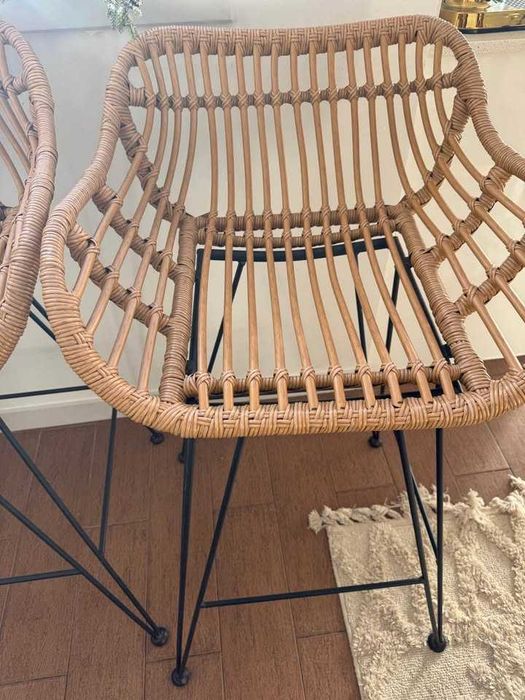 Set of 2 Rattan Bar Stools - 2 x Banquetas de bar em rattan