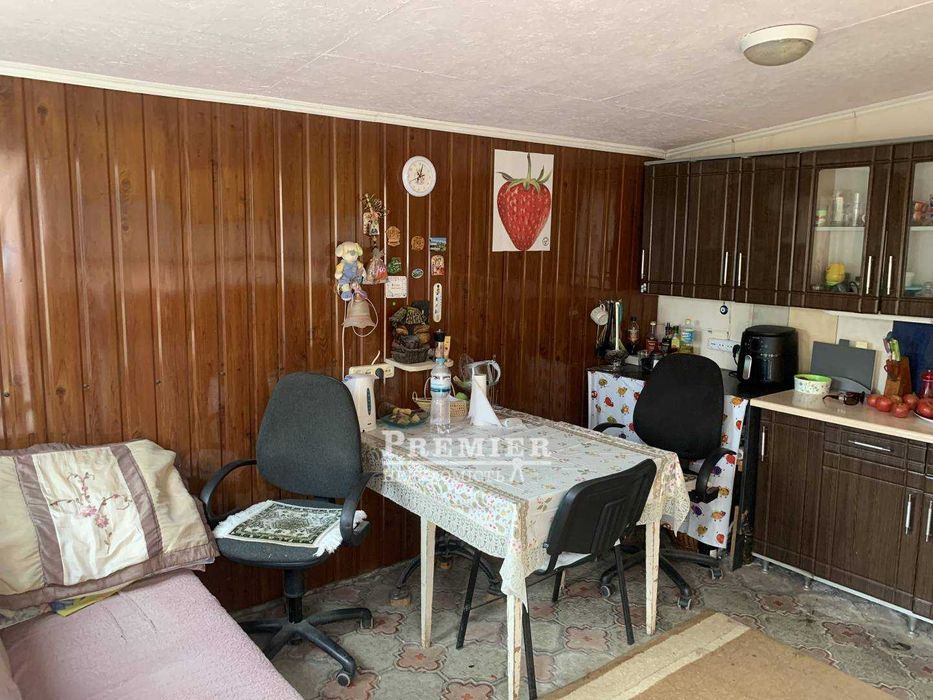 Продається затишний будинок в Світлом