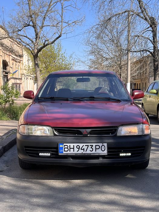 MITSUBISHI  LANCER  1.3мотор