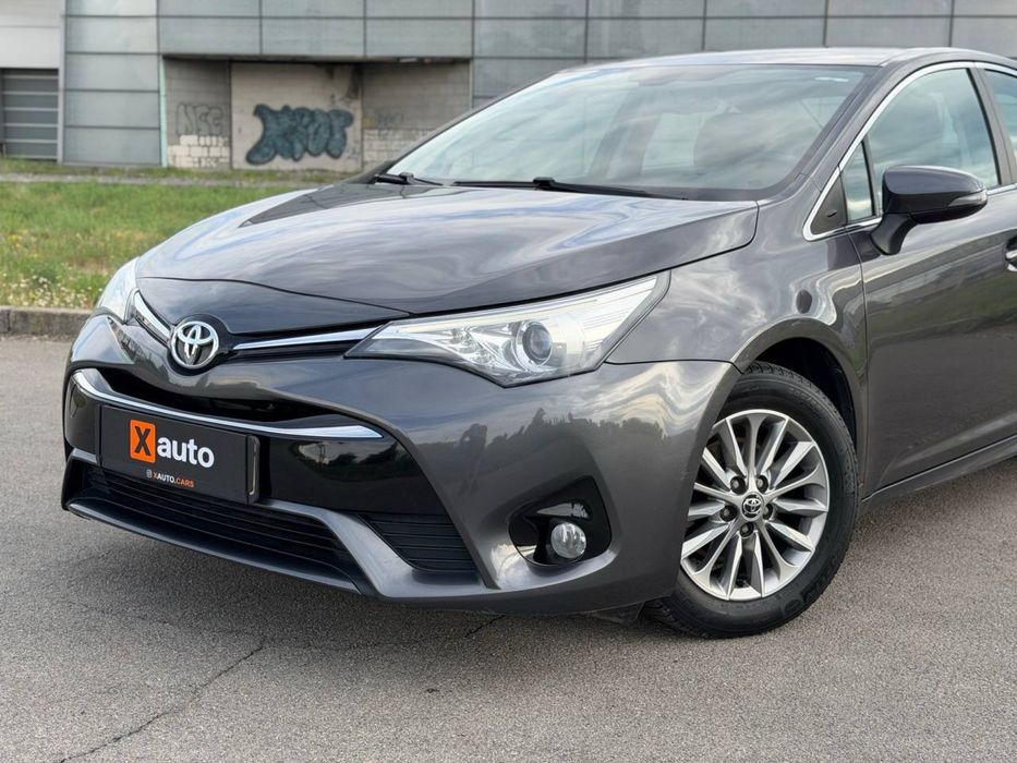 Toyota Avensis 2016