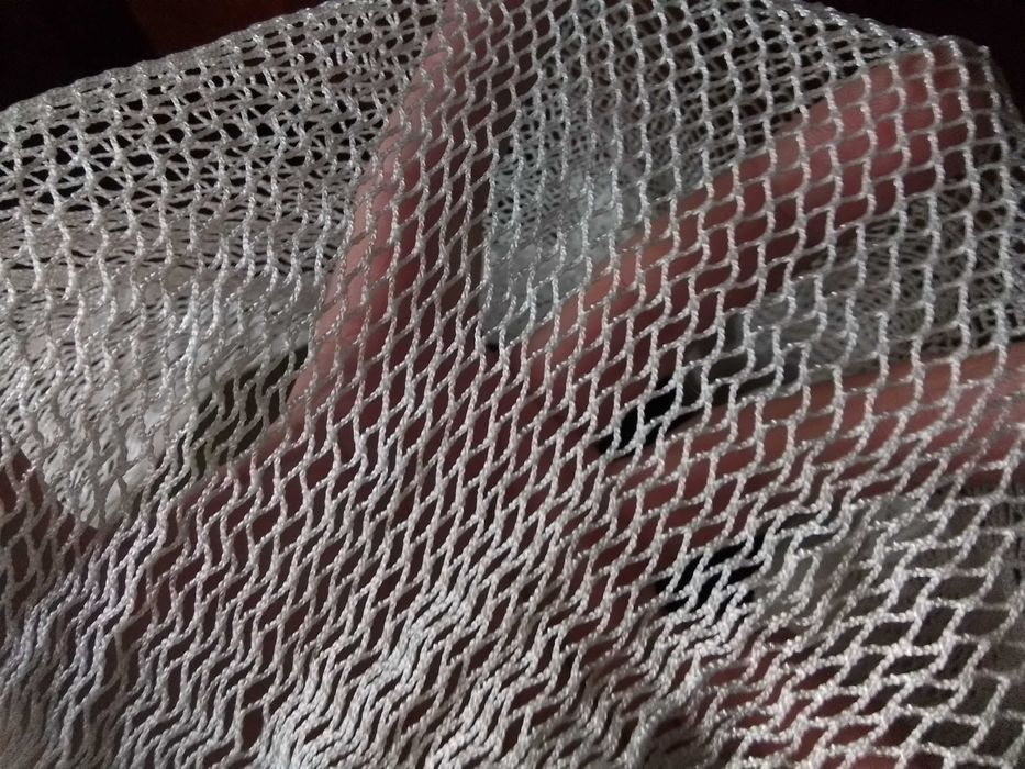 Дрібна капронова сітка [капроновая сетка]