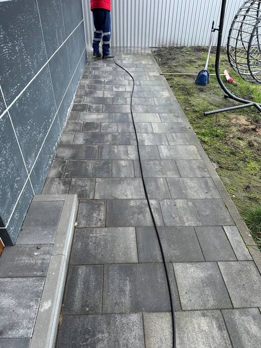 Миття бруківки Ярмолинці | Чистка парканів і фасадів