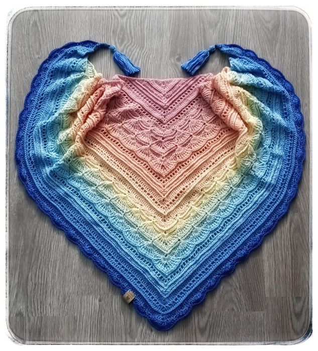 Chusta na szydełku - rękodzieło