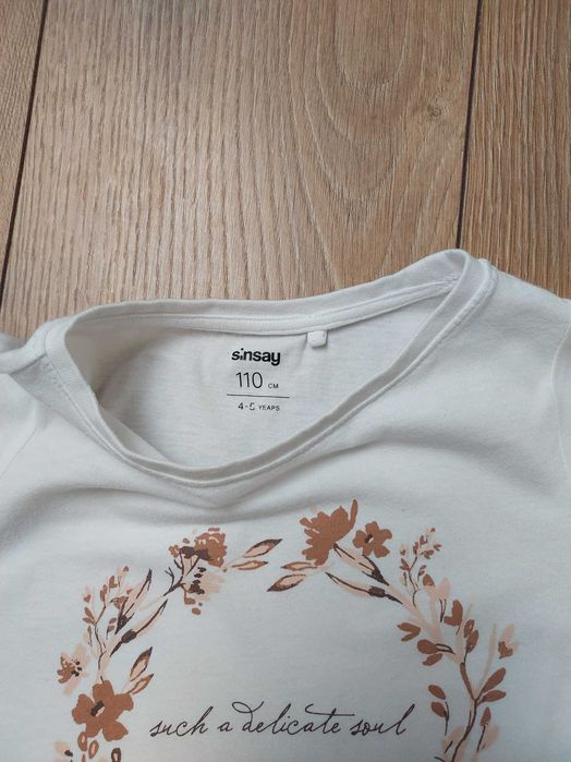T-shirt Sinsay rozm. 110