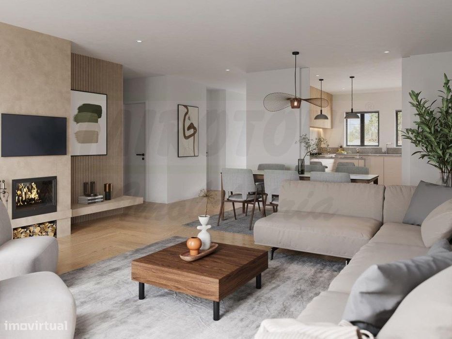 Moradia T4 duplex, em fase de construção