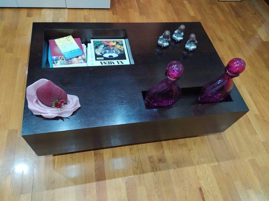 Mesa de centro em wengue