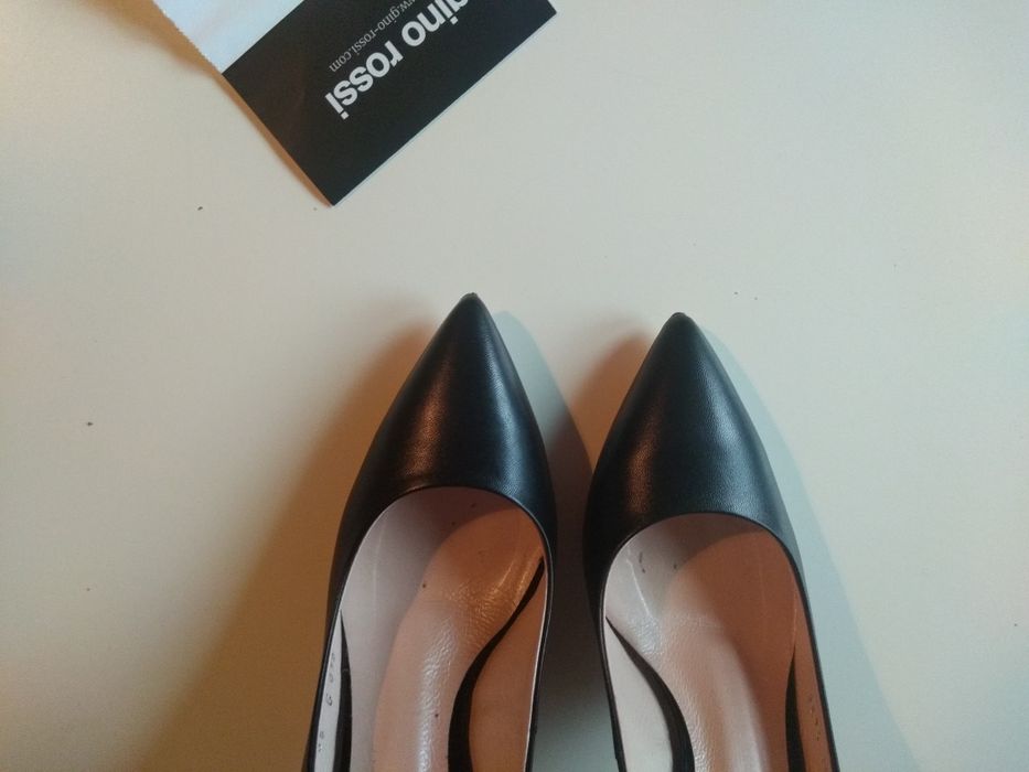 Szpilki skórzane Gino Rossi