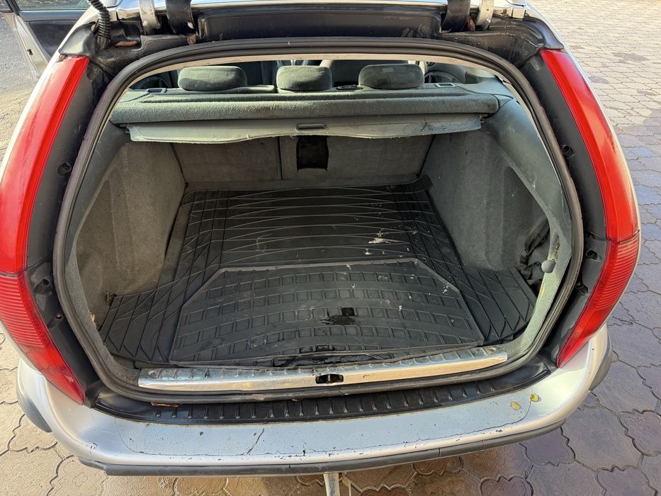 Citroen C5 2.2 Дизель. Автомат. 2001 года.