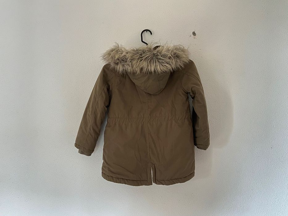 Casaco de inverno infantil H&M 122