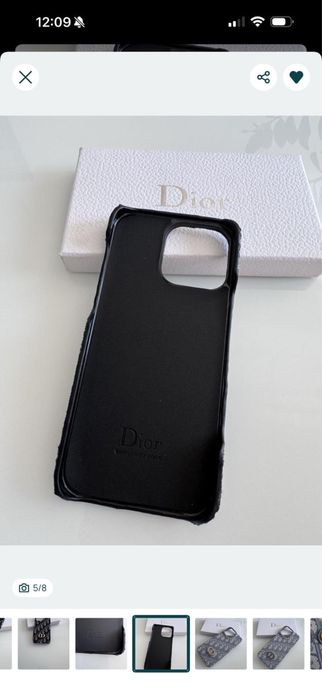 Etui na telefon CD Iphon 16 pro max
