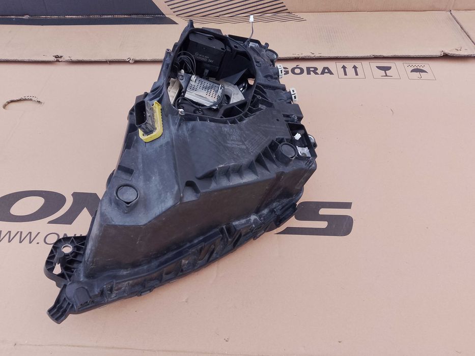 lampa przód przednia prawa VOLVO FH 5 FM FMX full led oryginał europa