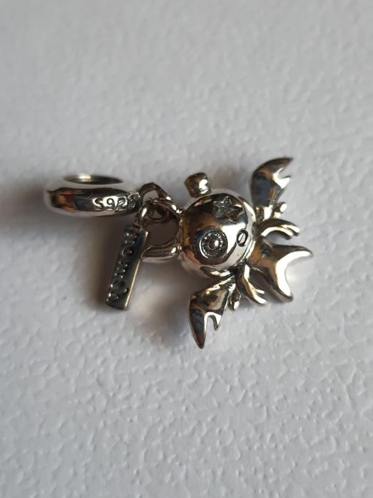 Srebrny charms diabełek