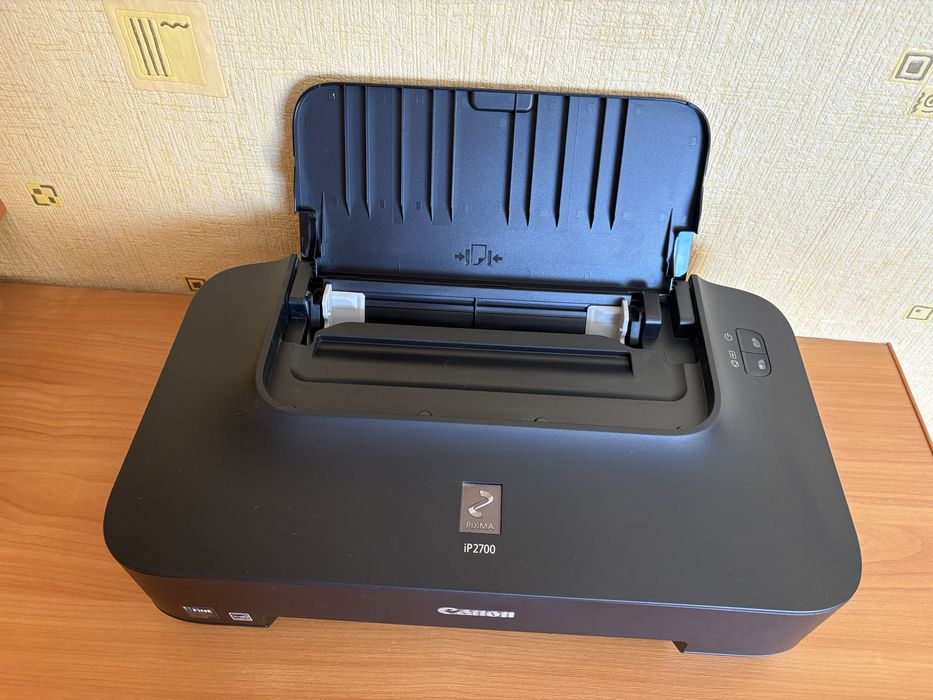 Продаю принтер Canon Pixma IP2700