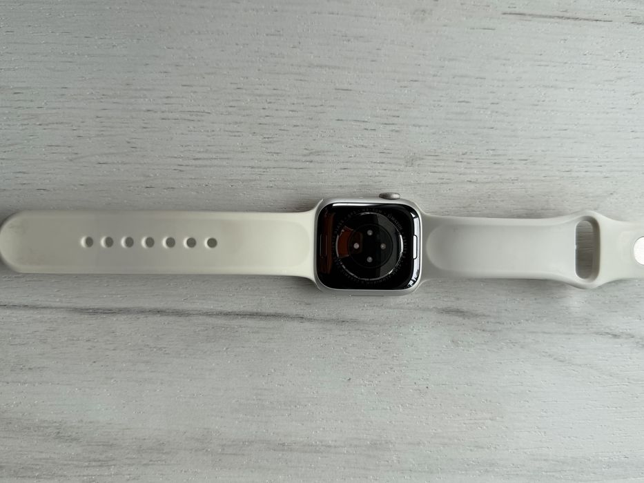 Годинник айфон Apple Watch Series 8, 41 (Starlight)