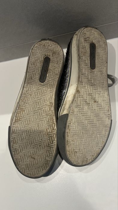 Tenis DKNY Fashion Style