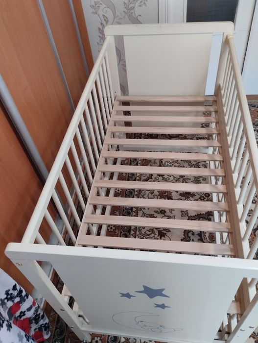 Продам дитячу кроватку