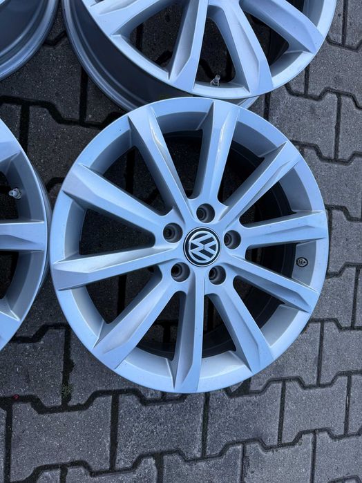 4X FELGI Oryginał VW Passat Skoda  6,5jx17 5x112 ET41