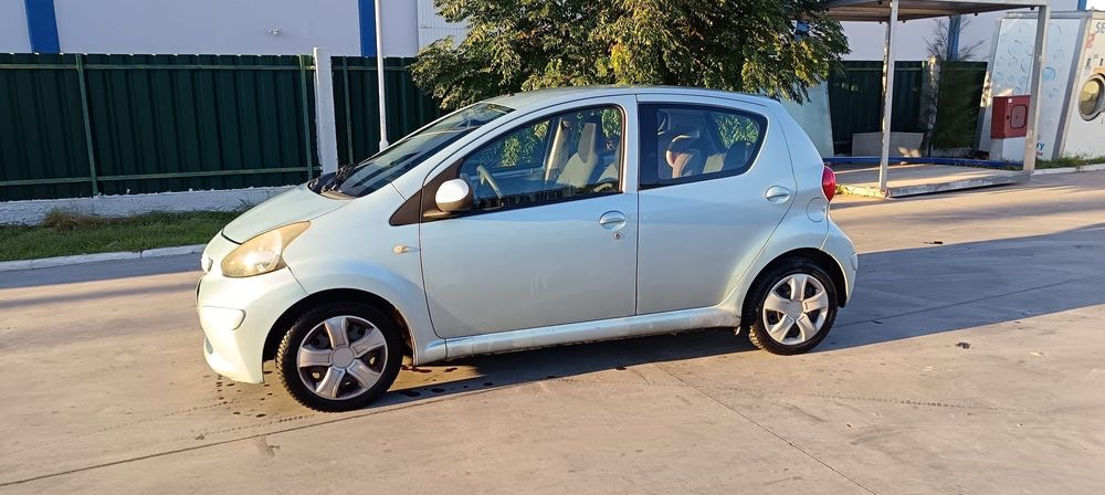 TOYOTA AYGO 5 portas