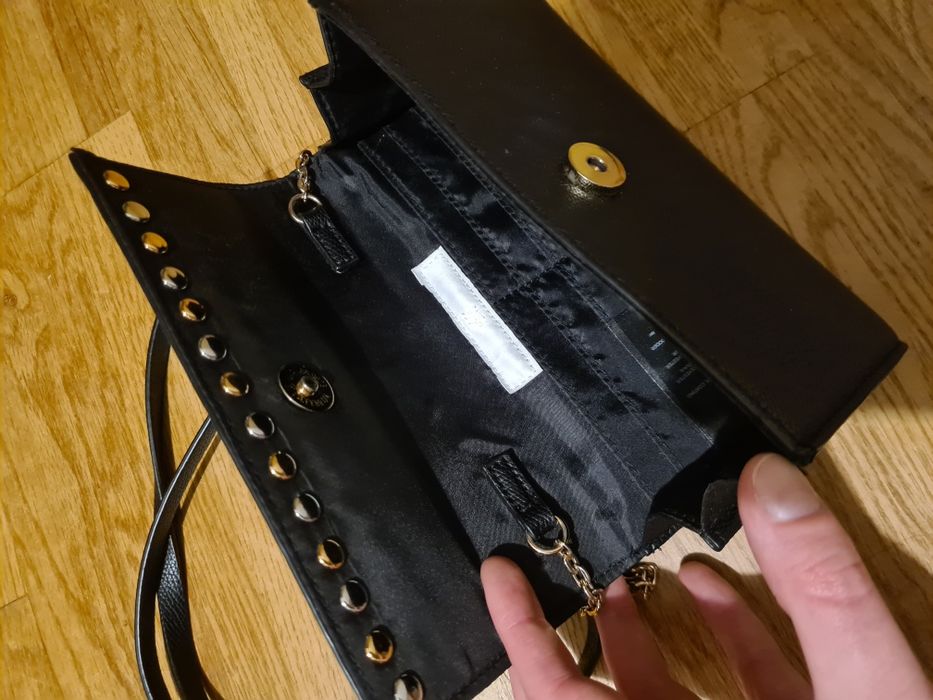 Mała czarna torebka