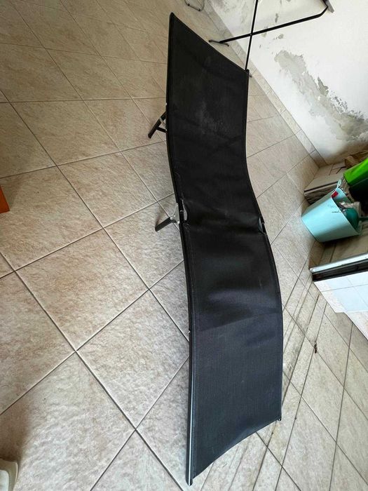 Espreguiçadeira dobrável