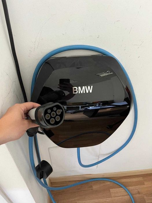 Carregador BMW i Wallbox Gen 2 – original (usado, ótimo estado)