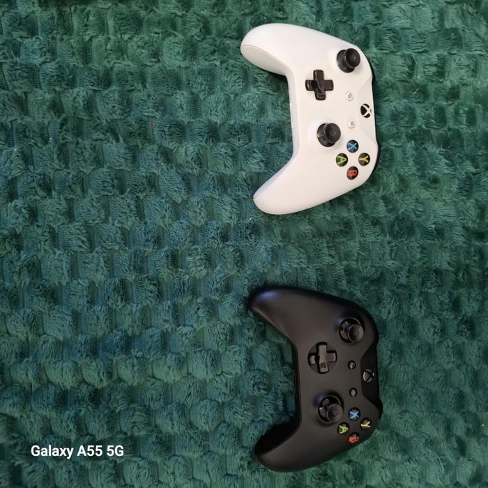 Konsola Xbox one X w idealnym stanie