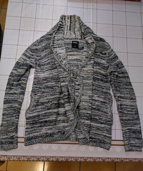 Sweter Diverse Omona ll. Rozmiar S.