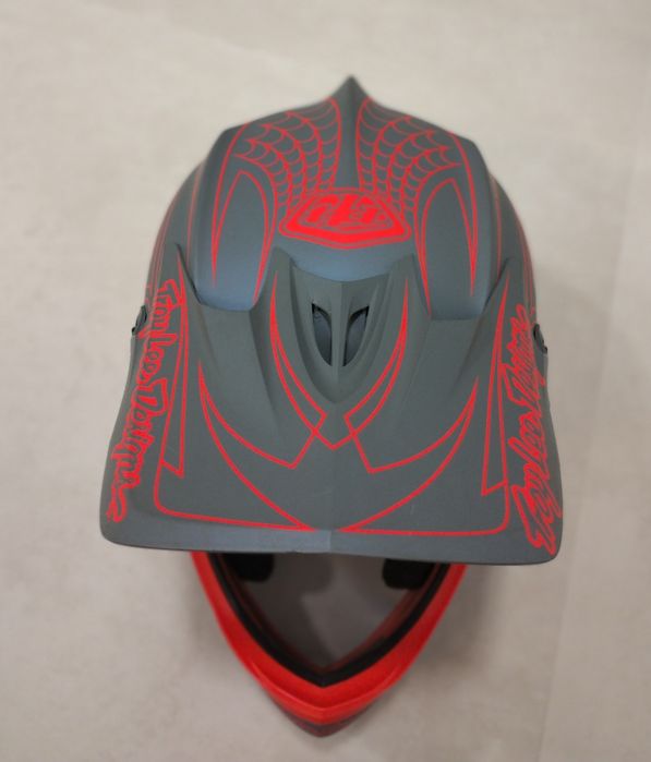 Capacete Troy lee designs D3