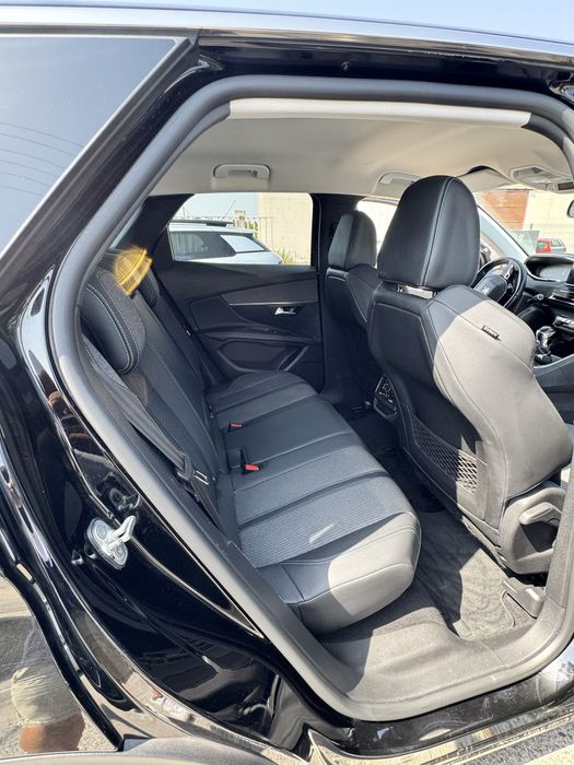Peugeot 3008 1.5 BlueHDi Allure Pack – 2022 | Nacional