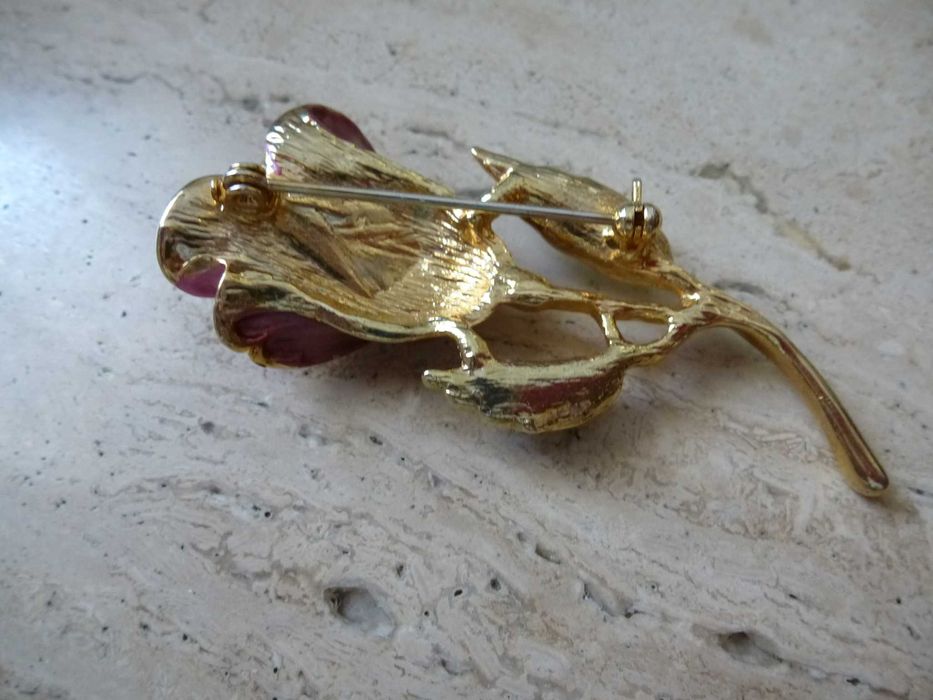 Alfinetes de peito , de  Bijuteria