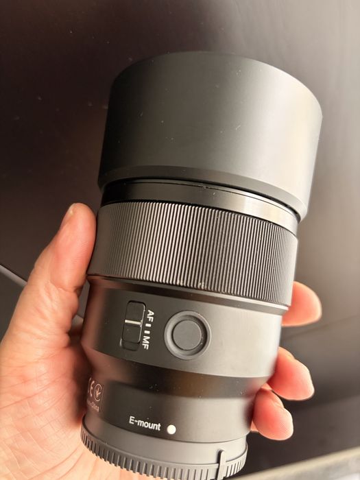 Sony 85mm 1.8 como nova