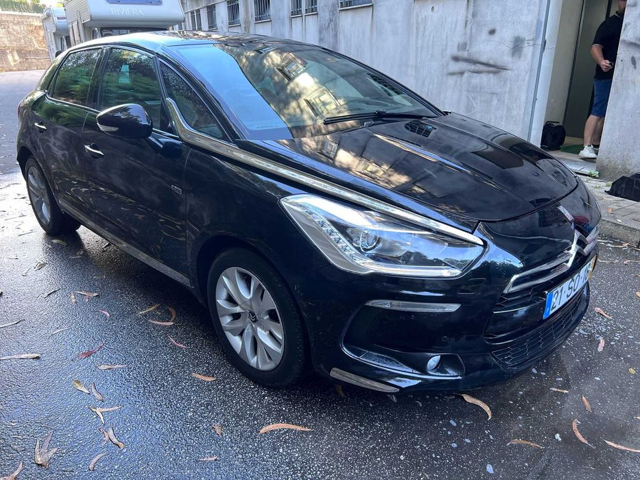 Citroen DS5 2.0 Hybrid - Avariado - 2013 - Completo