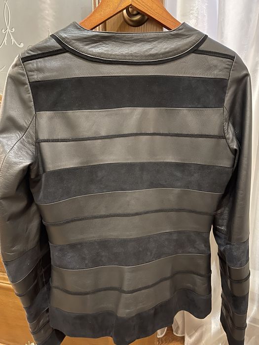 Шкіряна куртка, р. М.