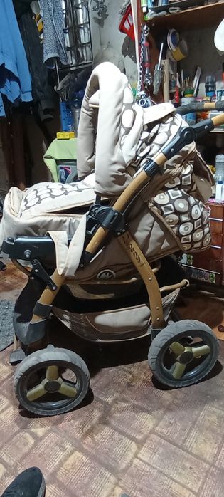 Продам Детскую коляску.