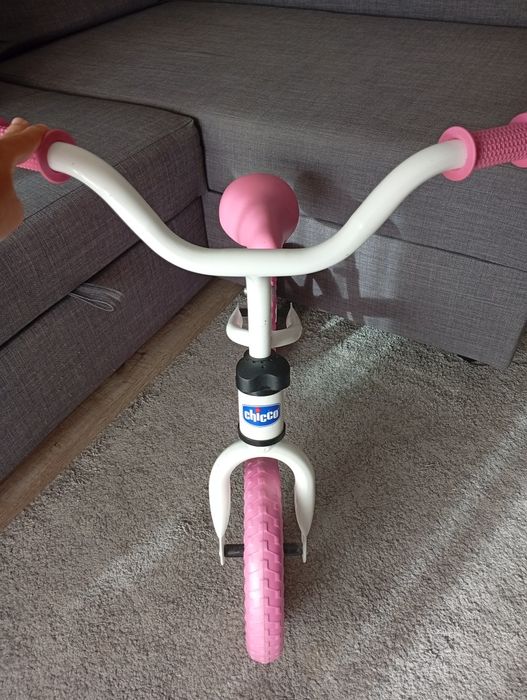 Bicicleta de Aprendizagem, sem pedais, da marca Chicco