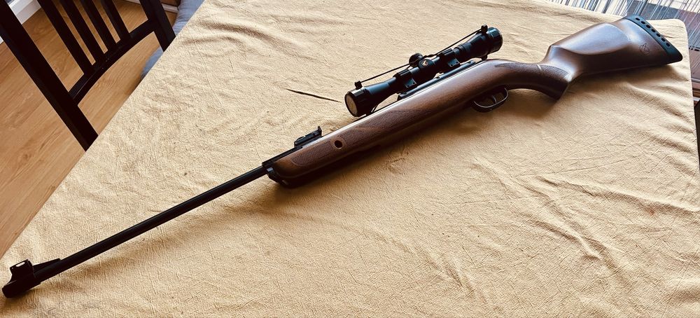 Carabina a pressão de ar Gamo
