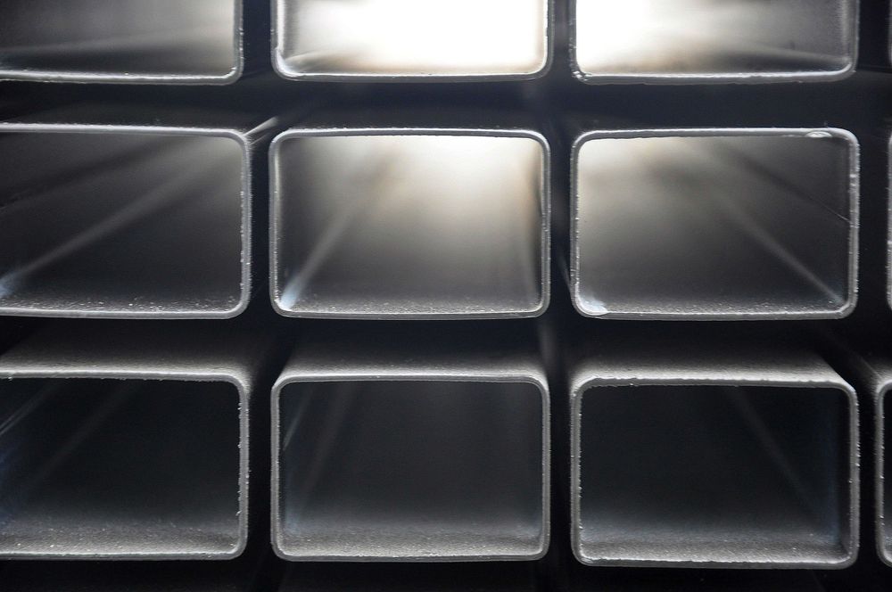 Słupek/Słupki ogrodzeniowe 60x40, ścianka 1,5mm o wysokości 2,00 m