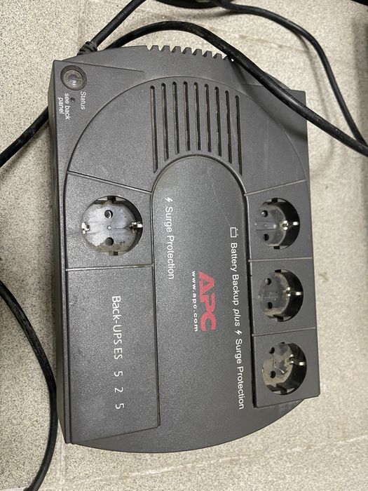 ДБЖ APC Back-UPS ES BE525-RS, потужність 525 ВА.