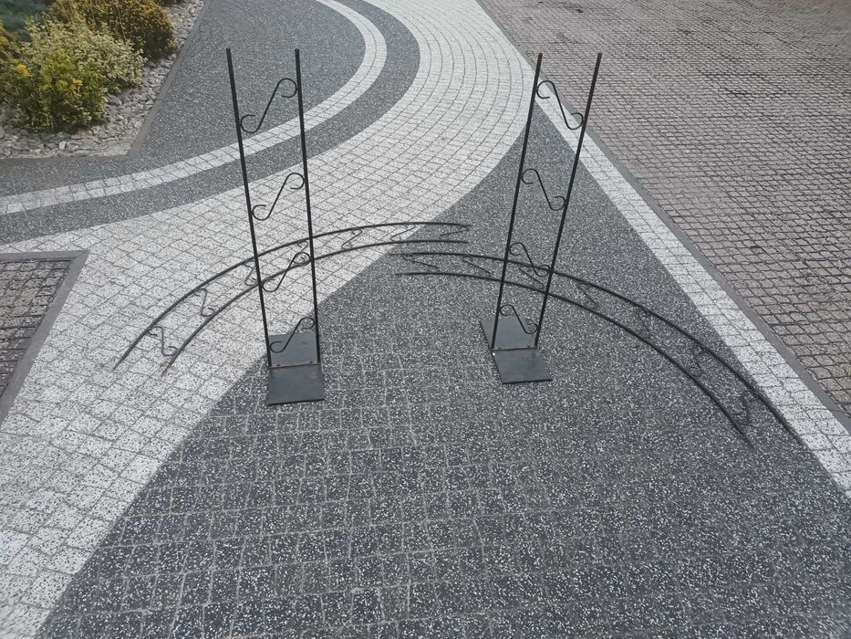 Pergola łuk metalowy na ślub