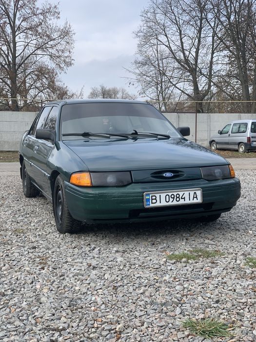 Продам форд ескорт 1994 р автомат