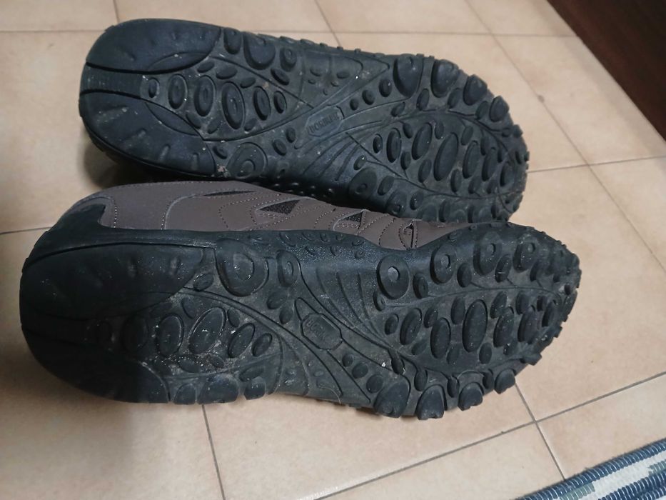 Bota sapatilha Boriken em bom estado (46)