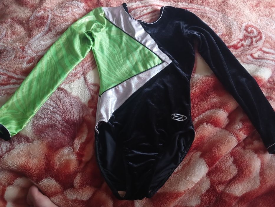 Купальник для танців чи гімнастики  10-12 років