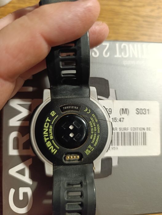 Garmin solar surf instinct 2