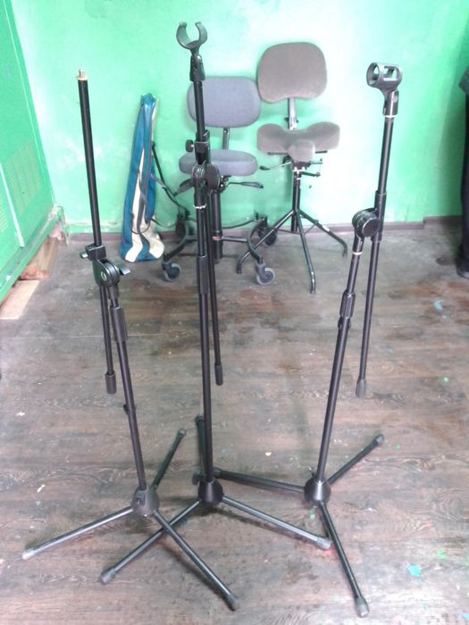 Стійки для мікрофона