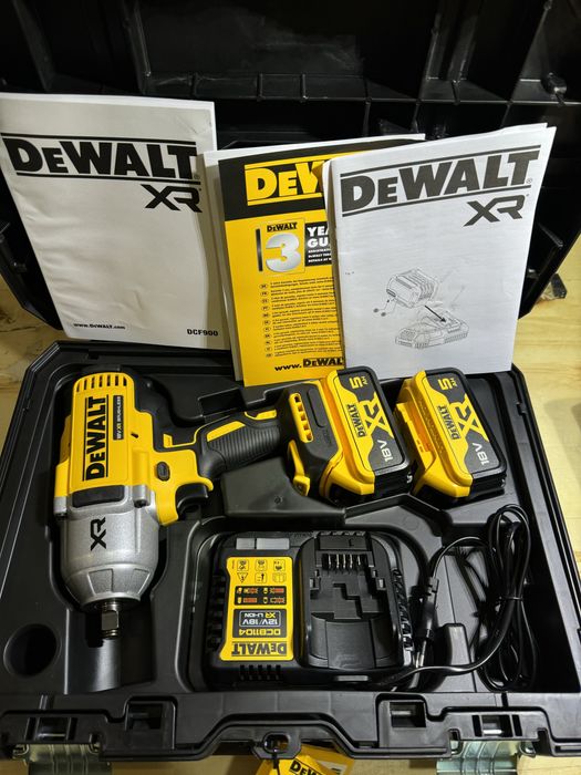 акумуляторний ударний гайковерт DeWALT DCF900 XR