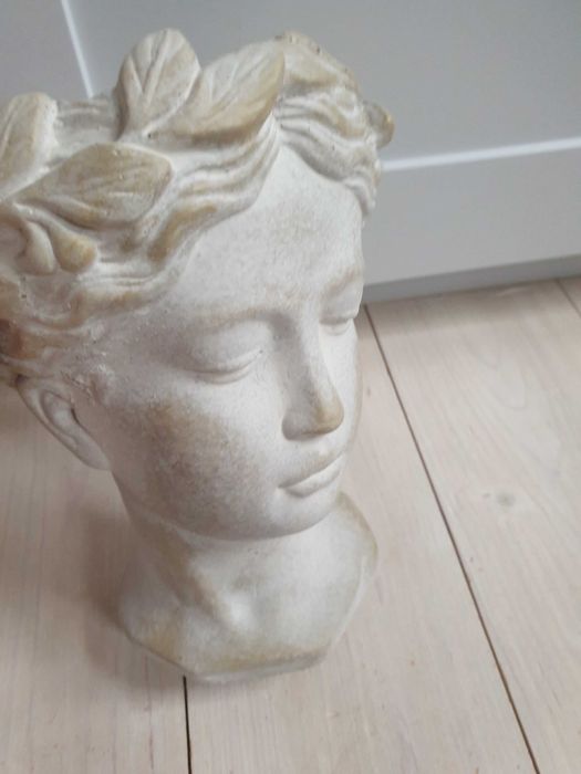 Doniczka ozdobna głowa popiersie osłonka