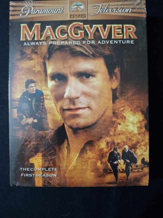 DVDs MacGyver The Complete First Season. Embalada.
