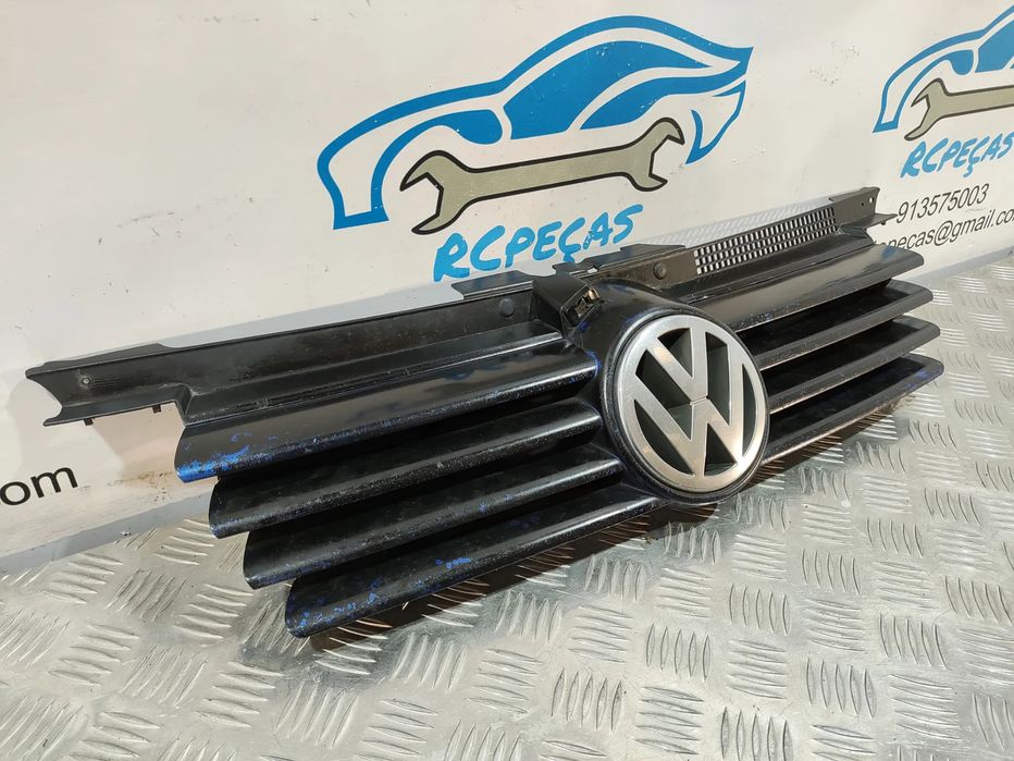 GRELHA CENTRAL Pára-choques FRENTE VW VOLKSWAGEN BORA 1 I MK1 1J2