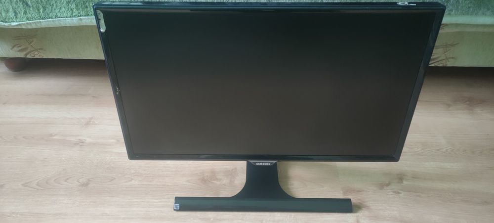 Monitor Samsung S24E390HL